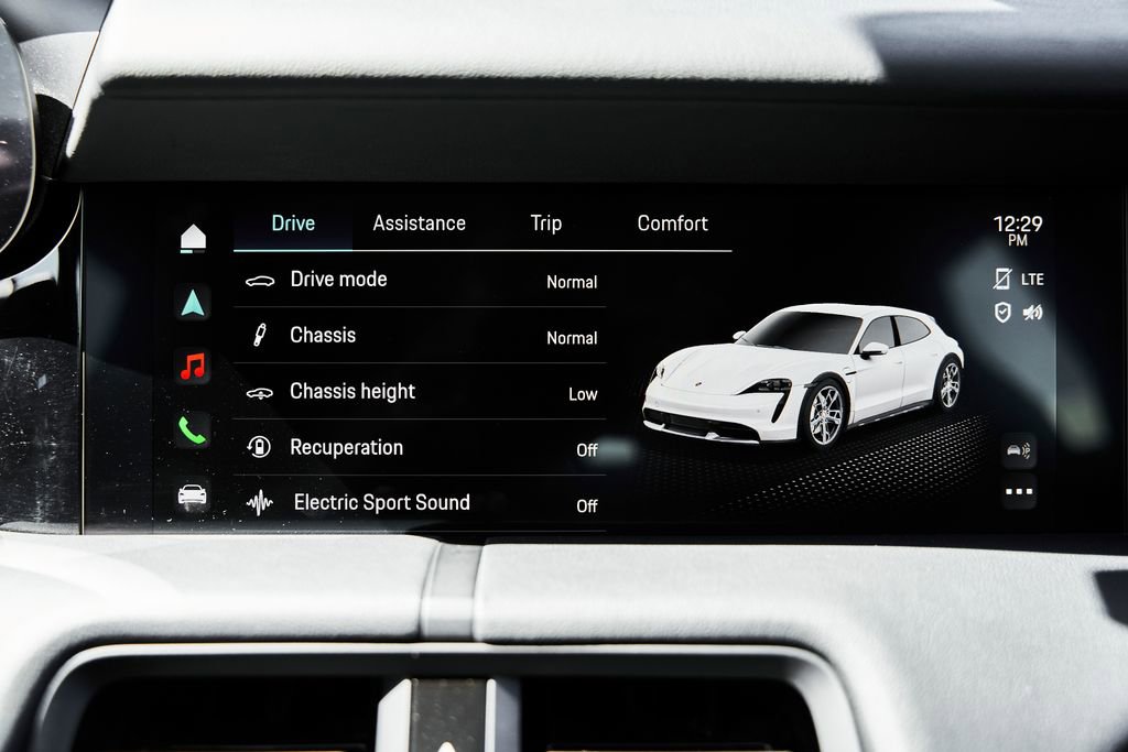 Used 2022 Porsche Taycan 4 Cross Turismo image 69