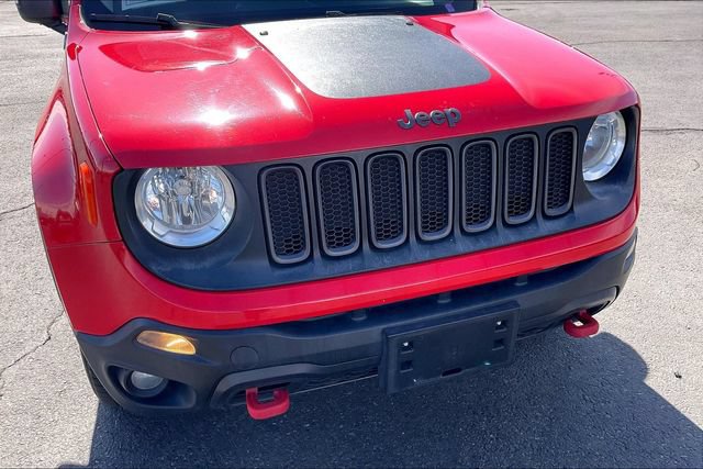 Used 2016 Jeep Renegade Trailhawk AWD/4WD image 31