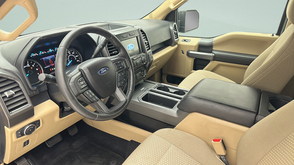 Used 2017 Ford F150 XLT w/ Equipment Group 302A Luxury AWD/4WD image 14