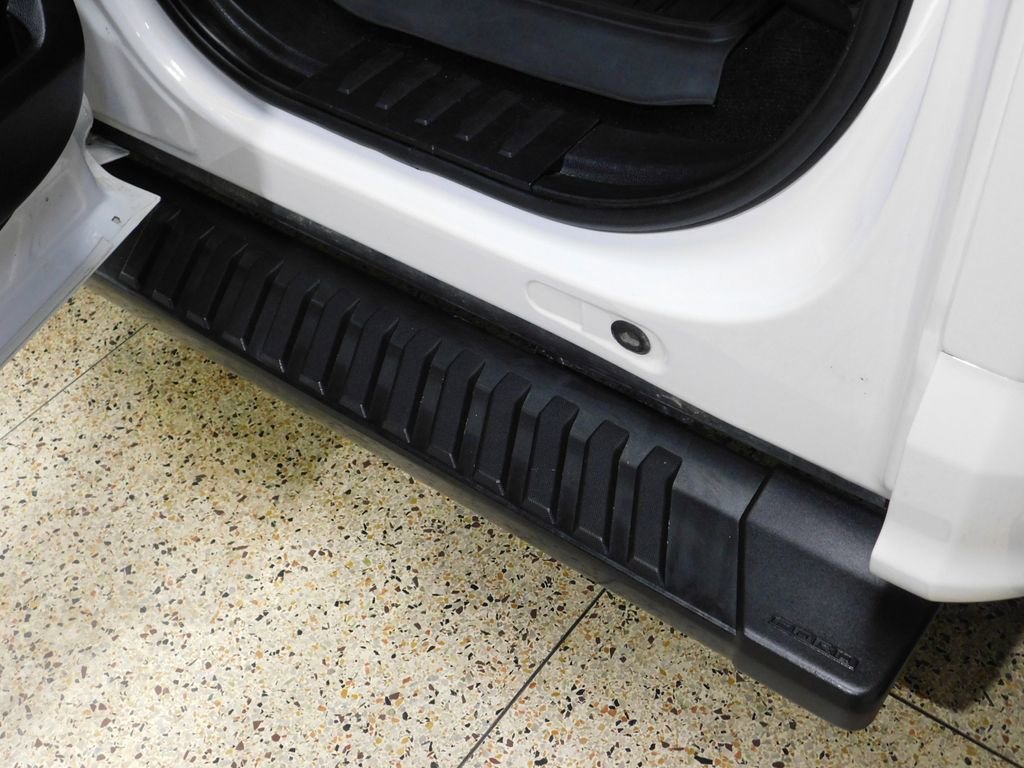 Used 2019 Ford F150 XLT w/ Equipment Group 302A Luxury AWD/4WD image 39