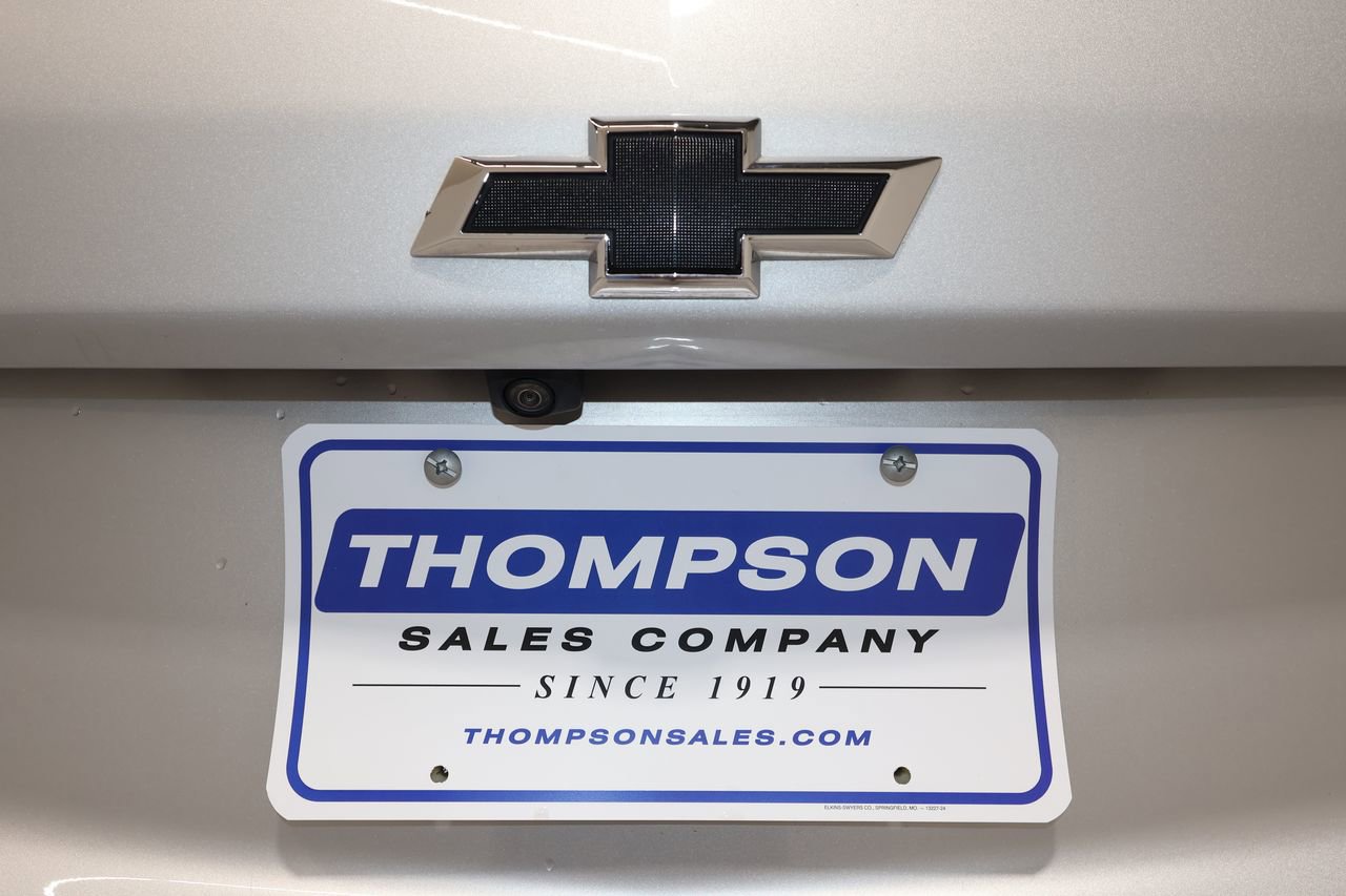 Used 2022 Chevrolet Equinox RS w/ Infotainment Package image 37