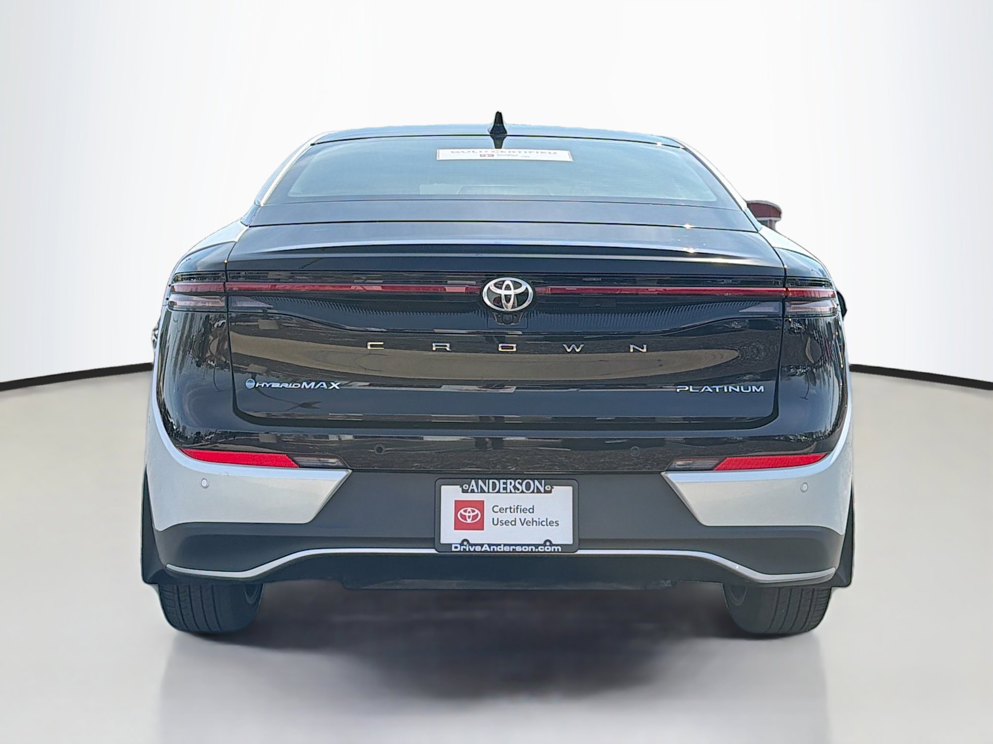 Certified 2025 Toyota Crown Platinum image 17