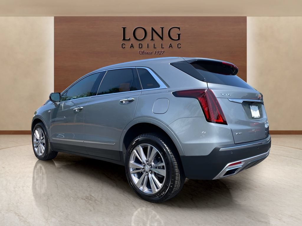 Certified 2024 Cadillac XT5 Premium Luxury AWD/4WD image 3