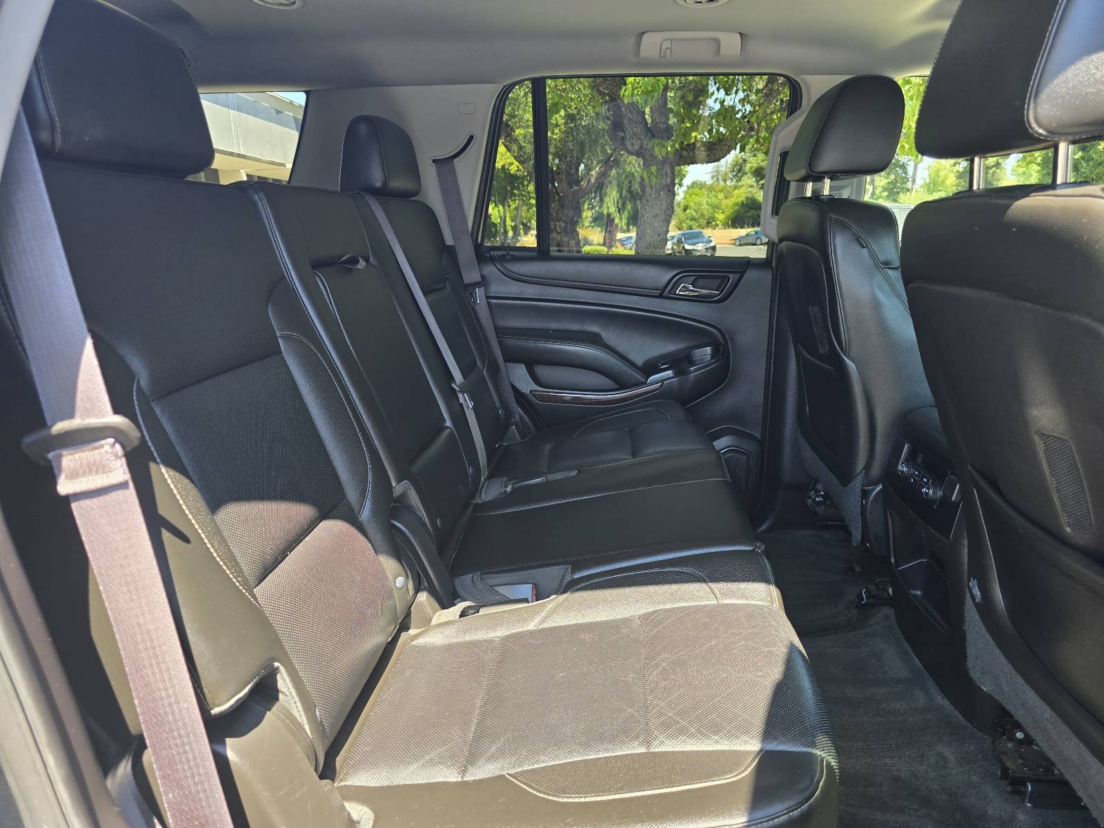 Used 2015 GMC Yukon SLT AWD/4WD image 22