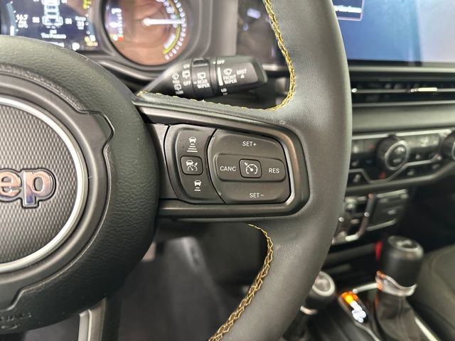Used 2024 Jeep Wrangler Unlimited w/ Convenience Group image 16
