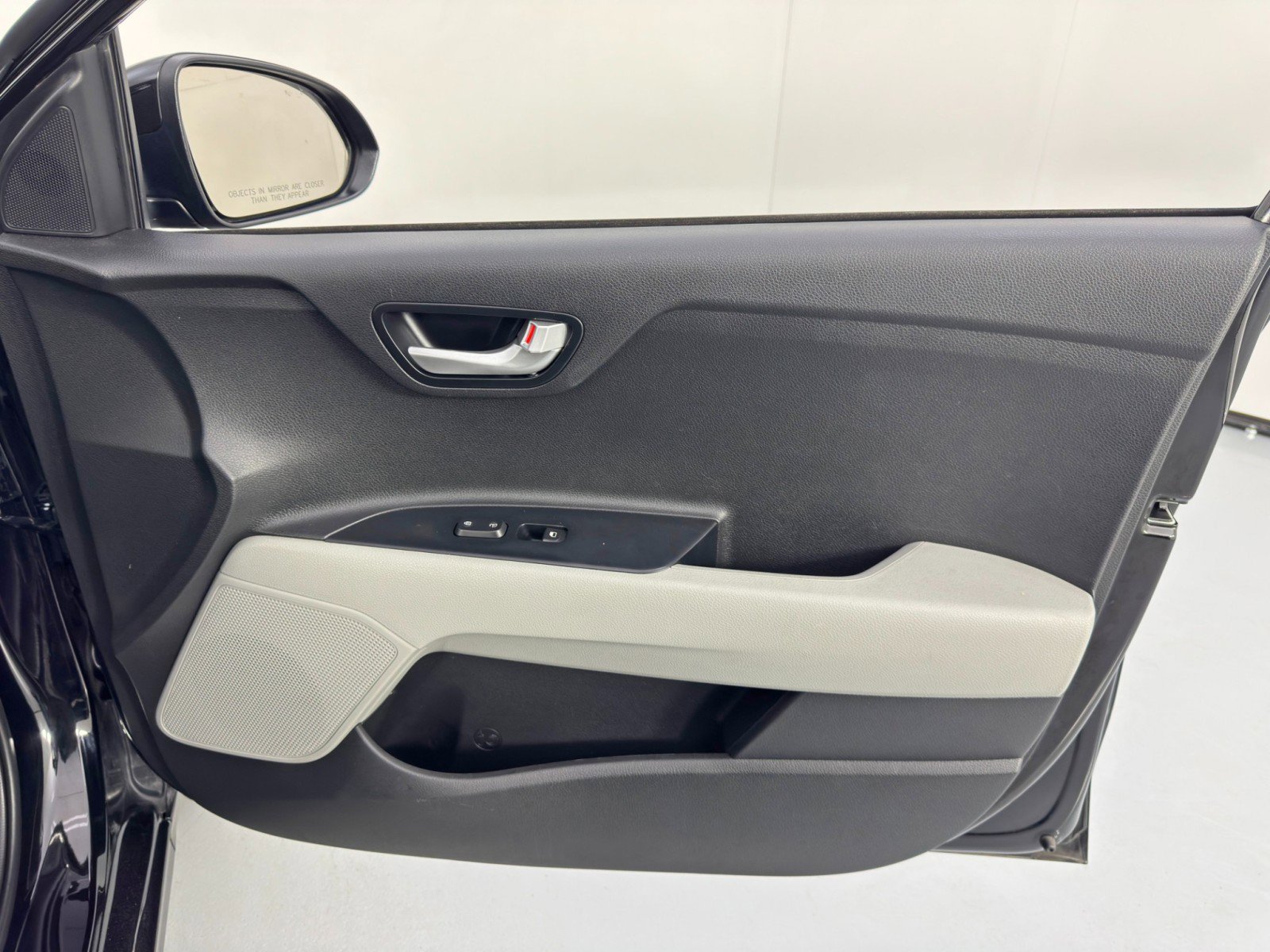 Used 2019 Kia Rio S image 34