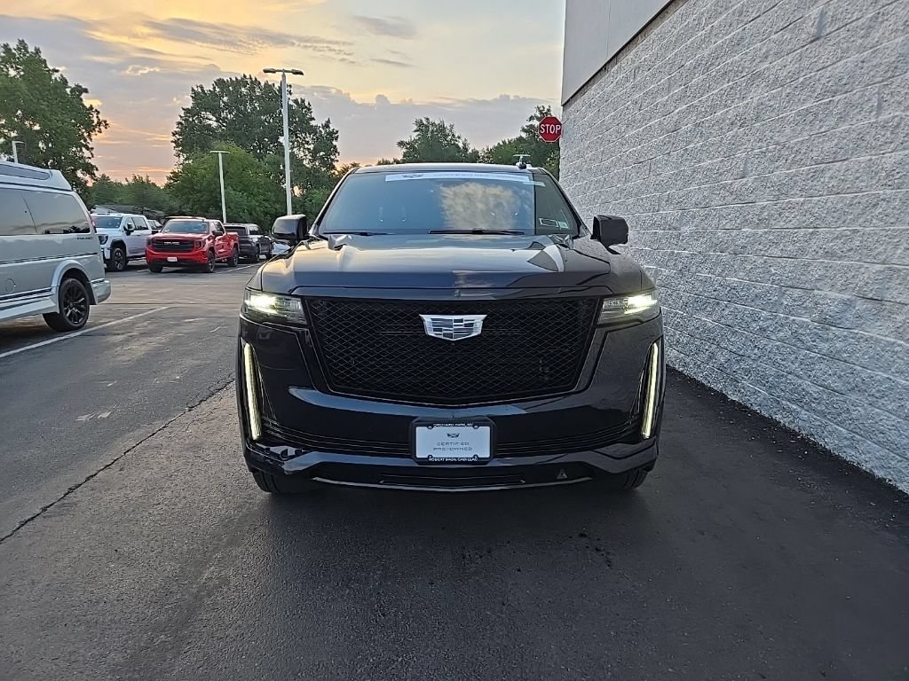 Certified 2022 Cadillac Escalade ESV Sport Platinum w/ LPO, ONYX Package AWD/4WD image 19
