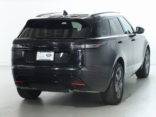 Certified 2025 Land Rover Range Rover Velar Dynamic SE image 9