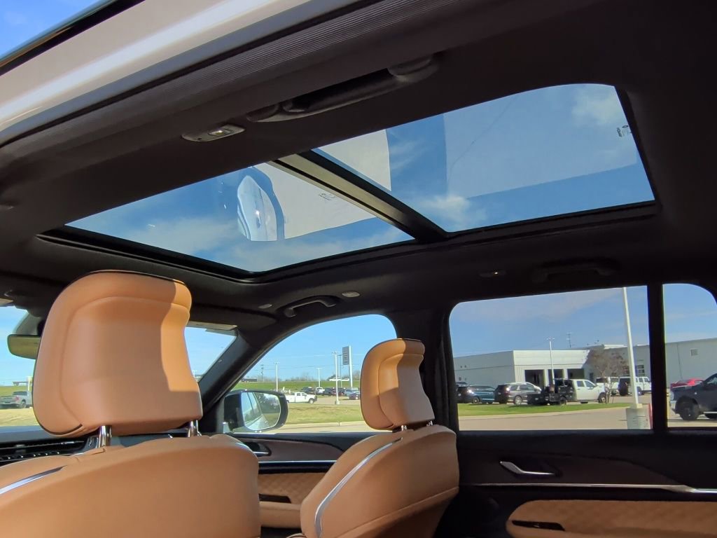 New 2025 Jeep Grand Cherokee Summit image 24