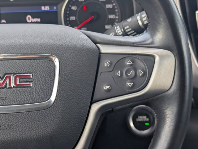 Used 2022 GMC Terrain SLT w/ Tech Package FWD image 19