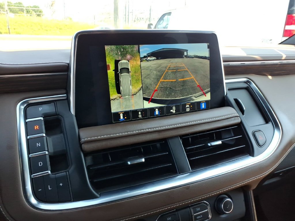 Used 2023 Chevrolet Tahoe High Country AWD/4WD image 29