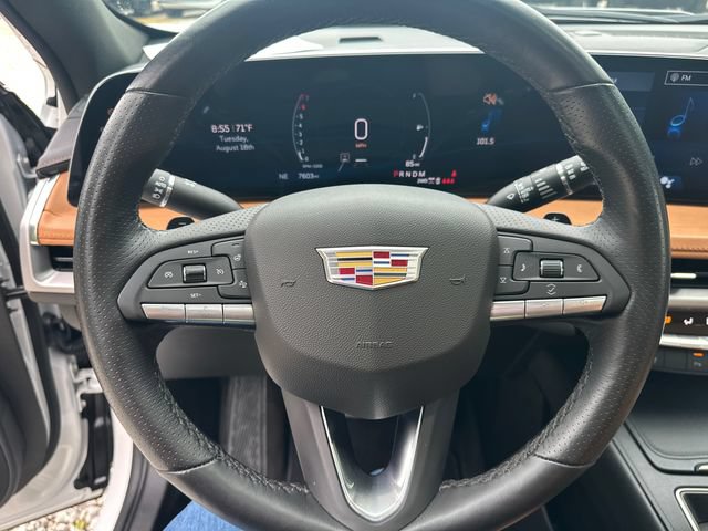 Used 2025 Cadillac XT4 Sport AWD/4WD image 30