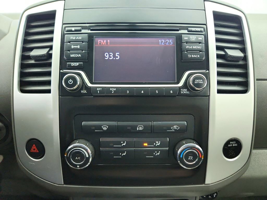 Used 2018 Nissan Frontier SV AWD/4WD image 15