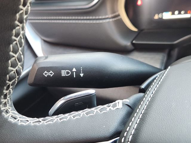 Used 2023 Jeep Grand Cherokee Overland w/ Luxury Tech Group IV image 27