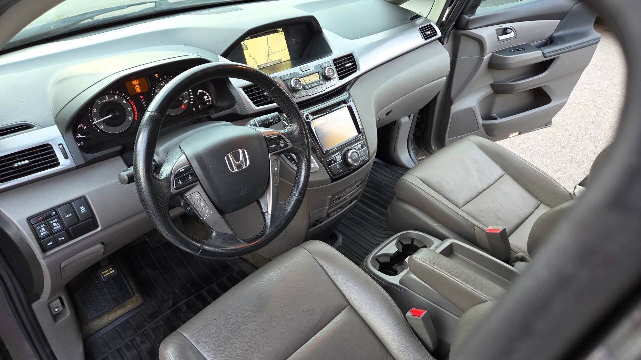 Used 2014 Honda Odyssey Touring Elite image 30