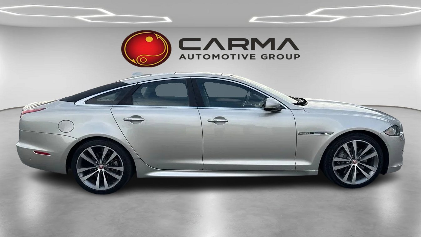 Used 2016 Jaguar XJ R-Sport RWD image 6