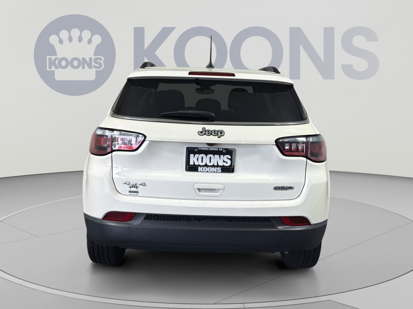 Used 2018 Jeep Compass Latitude w/ Popular Equipment Group AWD/4WD image 5