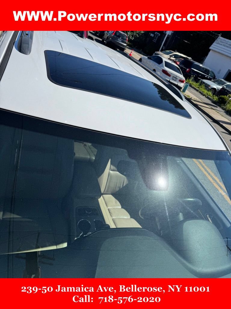 Used 2019 Jeep Grand Cherokee Limited AWD/4WD image 13