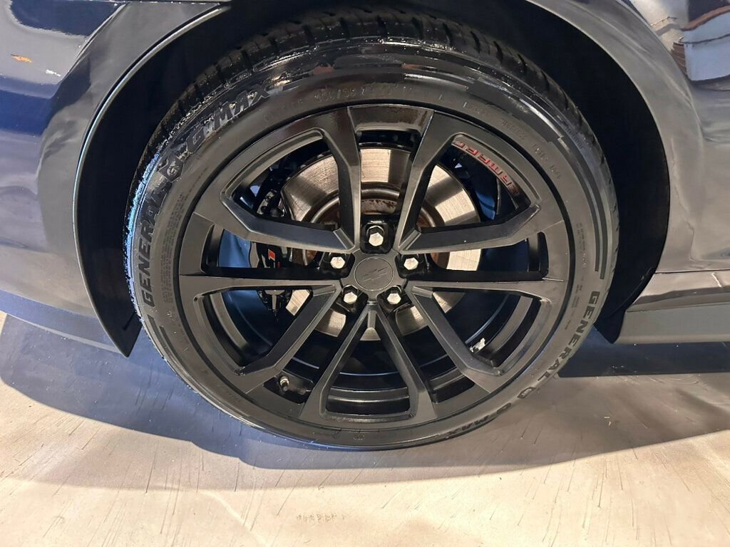 Used 2014 Chevrolet Camaro ZL1 RWD image 14