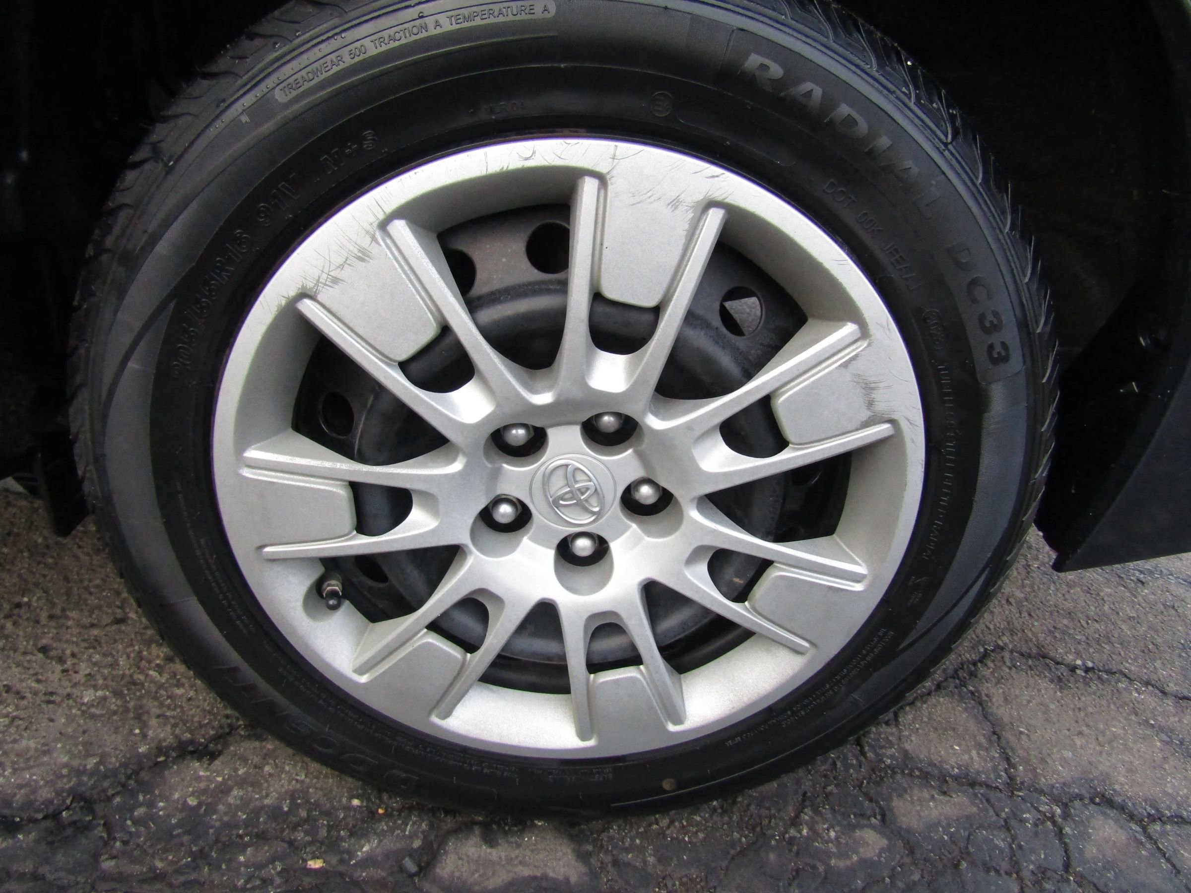 Used 2016 Toyota Corolla S image 28