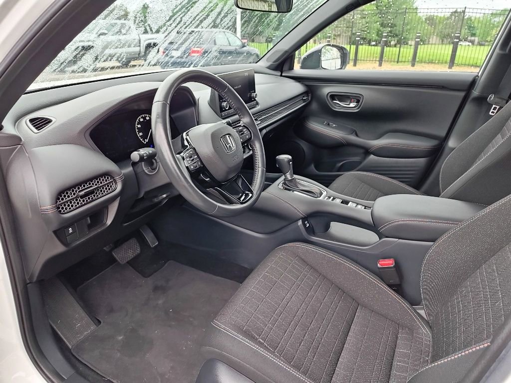 Used 2023 Honda HR-V Sport image 7