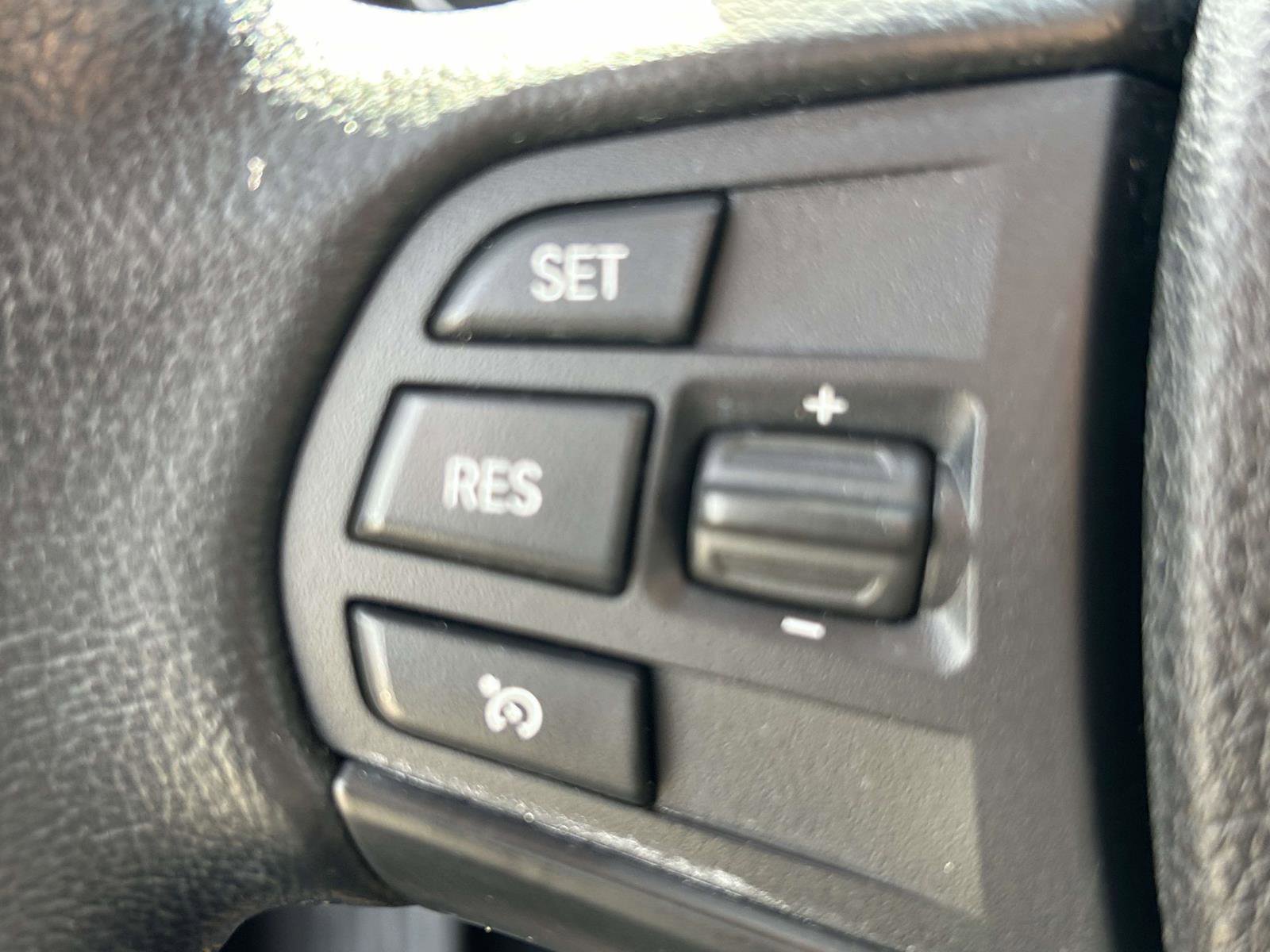 Used 2015 BMW 320i xDrive Sedan image 21