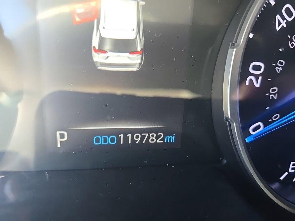 Used 2019 Toyota RAV4 LE image 14