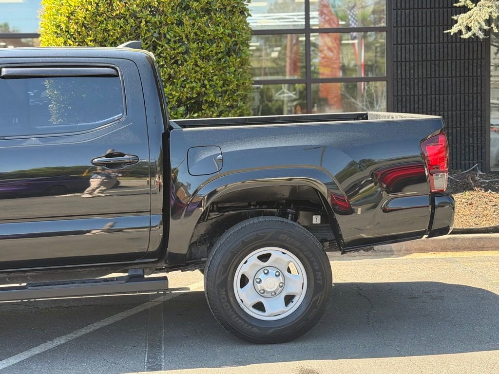 Used 2018 Toyota Tacoma SR RWD image 11