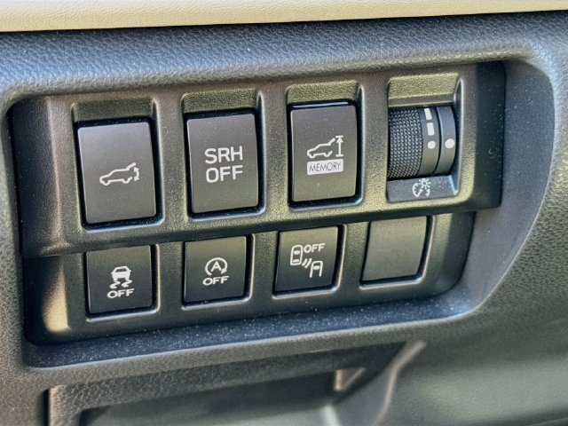 Used 2024 Subaru Forester Limited AWD/4WD image 13