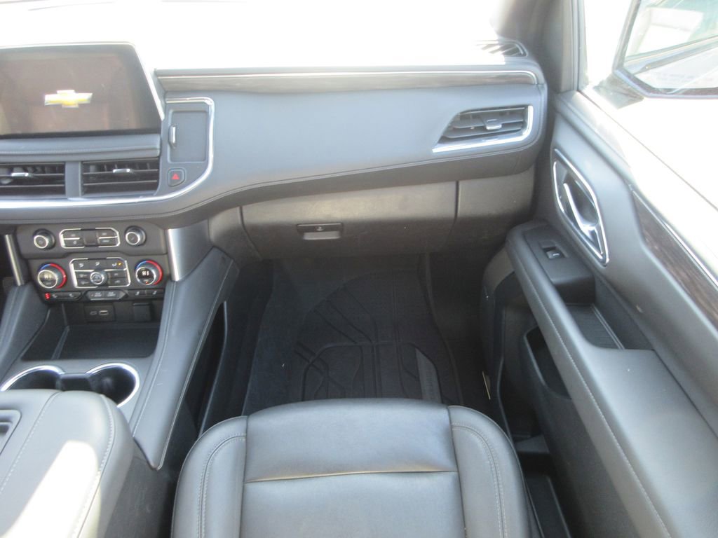 Certified 2024 Chevrolet Suburban Z71 w/ Luxury Package image 18