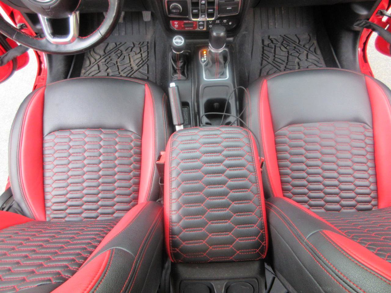 Used 2021 Jeep Wrangler Unlimited Rubicon w/ Dual Top Group image 16