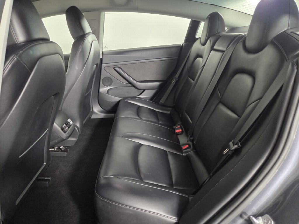Used 2023 Tesla Model 3 Performance AWD/4WD image 18