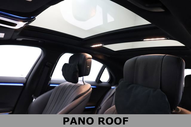 Used 2022 Mercedes-Benz S 580 4MATIC Sedan w/ AMG Line Package image 29