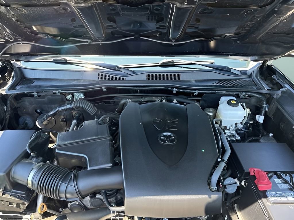 Used 2023 Toyota Tacoma TRD Off-Road image 45