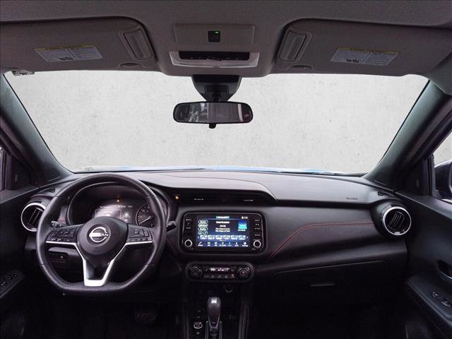 Used 2023 Nissan Kicks SR w/ SR Premium Package FWD image 17