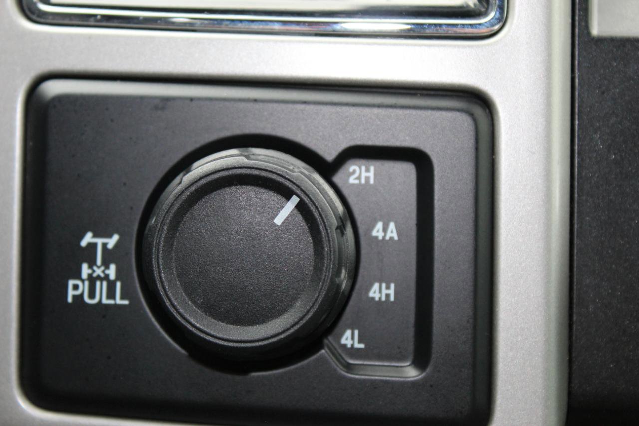 Used 2019 Ford F150 Lariat image 27