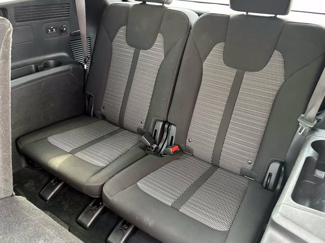 Used 2023 Kia Sorento LX FWD image 12