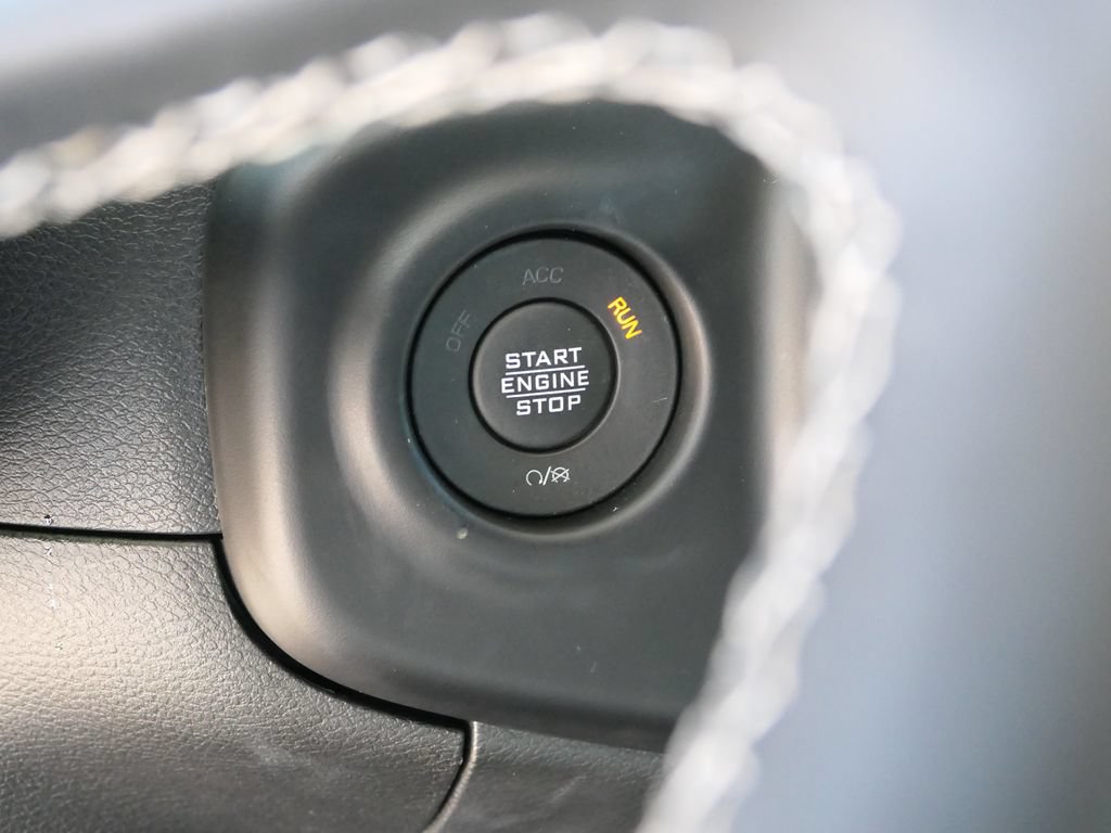 Used 2023 Jeep Wrangler Unlimited Sahara AWD/4WD image 15
