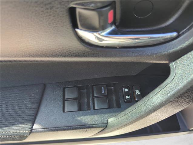 Used 2019 Toyota Corolla LE FWD image 10