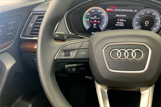 Certified 2024 Audi Q5 e Premium w/ Convenience Package image 18