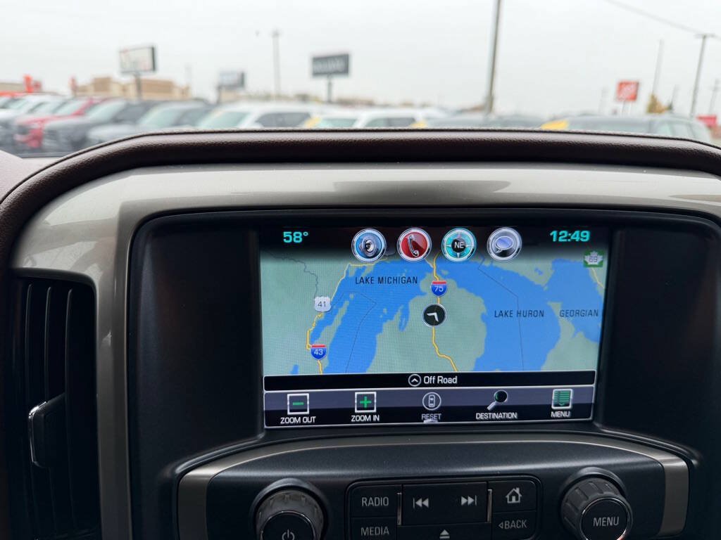 Used 2016 Chevrolet Silverado 2500 High Country w/ High Country Premium Package AWD/4WD image 23