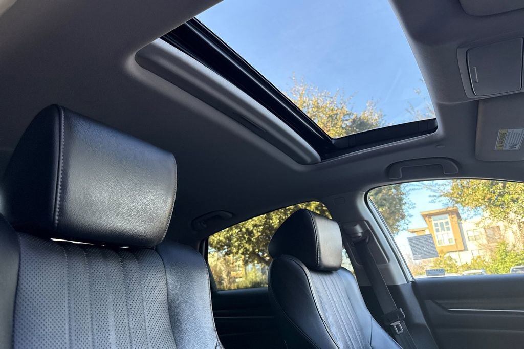 Certified 2018 Honda Accord Touring image 16