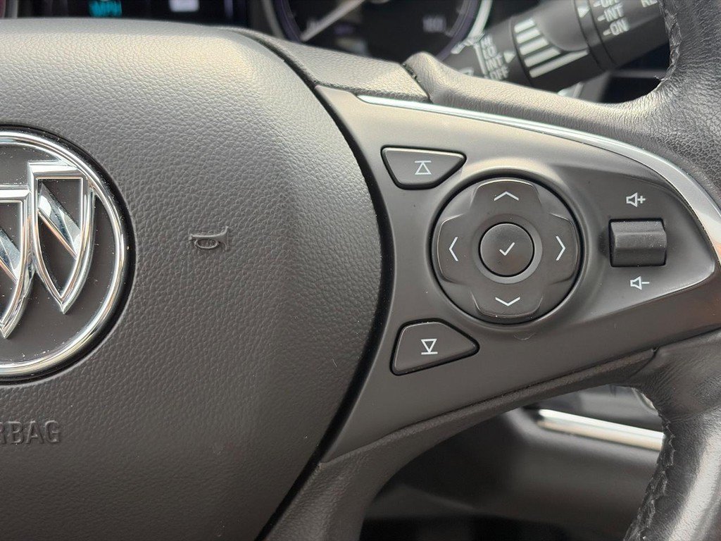 Used 2019 Buick Enclave Premium w/ Experience Buick Package FWD image 28