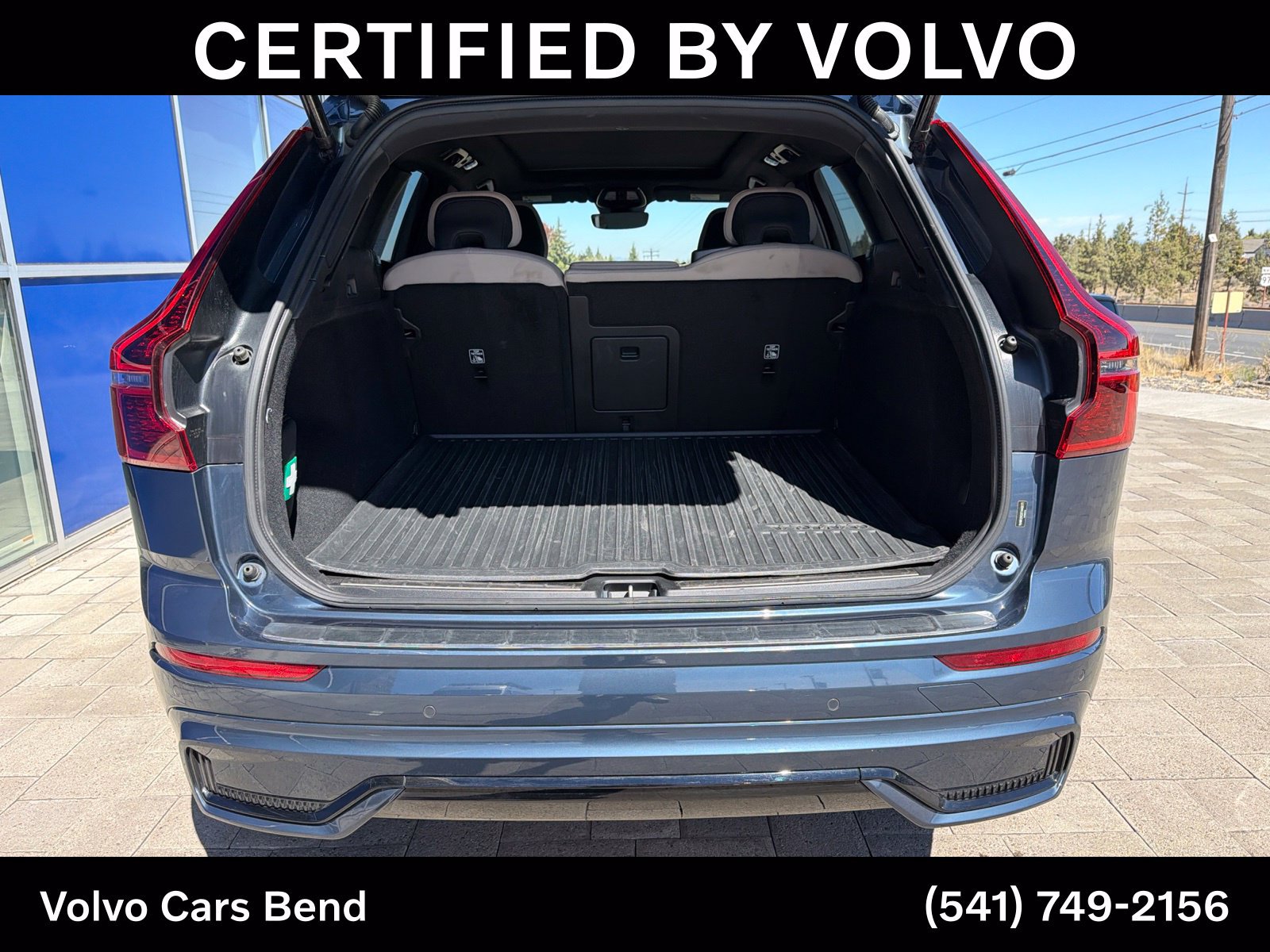Certified 2026 Volvo XC60 B5 Plus AWD/4WD image 9