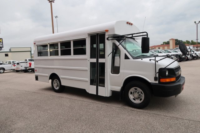 Used 2007 Chevrolet Express 3500 w/ School Bus Package RWD image 3