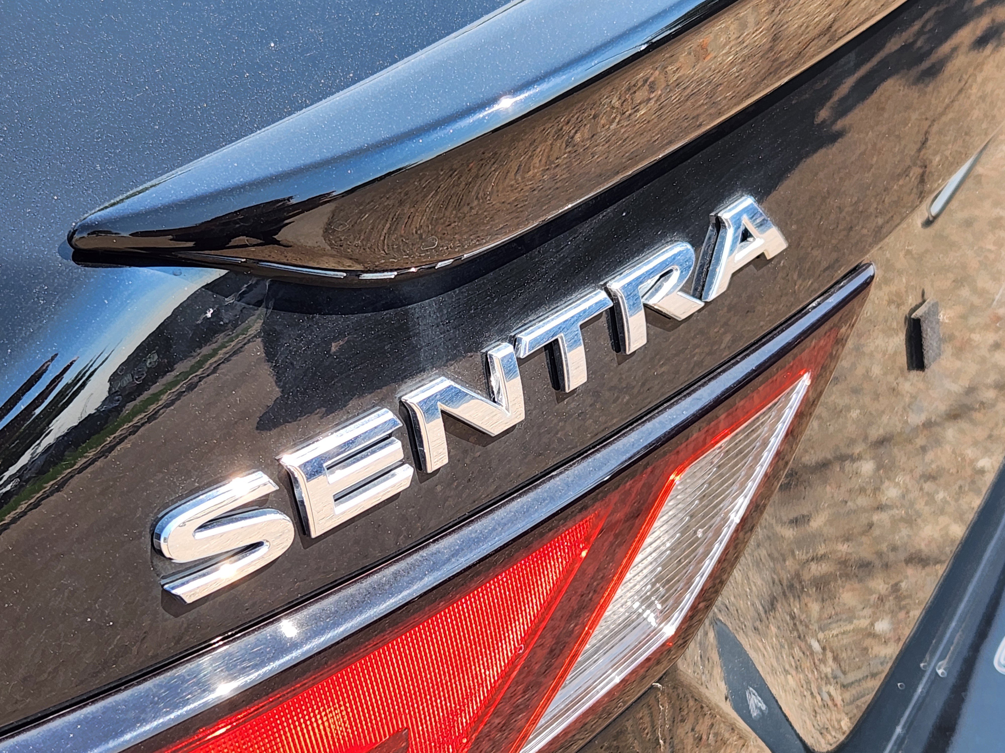 Used 2022 Nissan Sentra SR image 10
