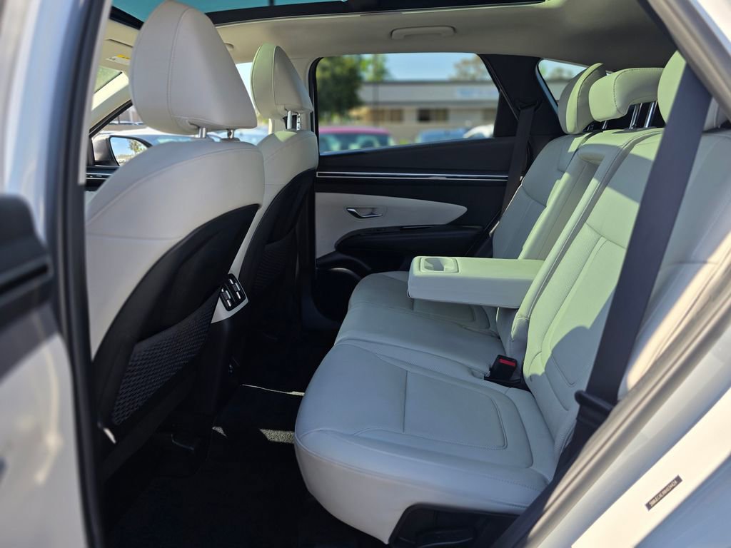 Used 2022 Hyundai Tucson Limited AWD/4WD image 17