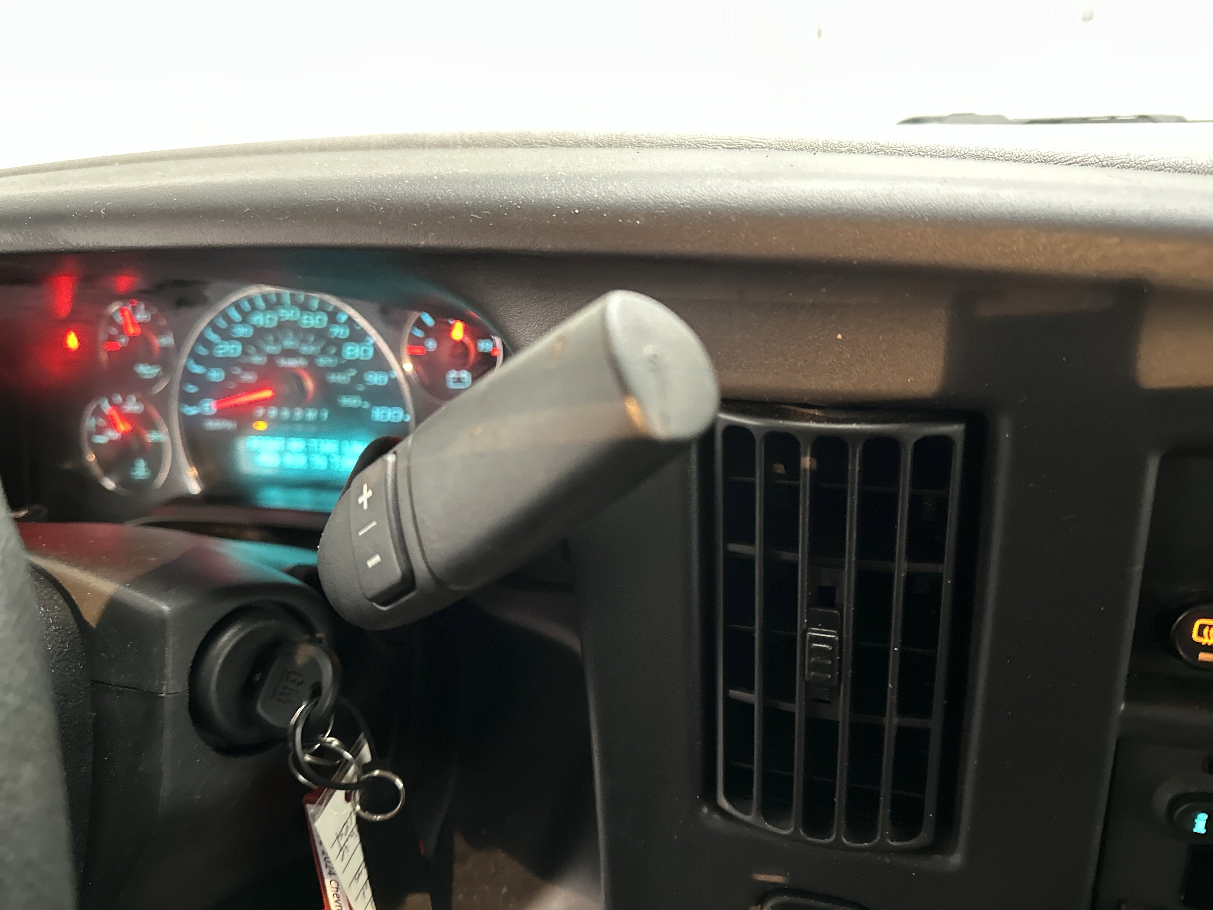 Used 2024 Chevrolet Express 2500 Work Van w/ Driver Convenience Package image 30