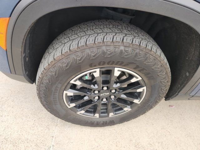 Used 2024 Chevrolet Traverse Z71 image 8