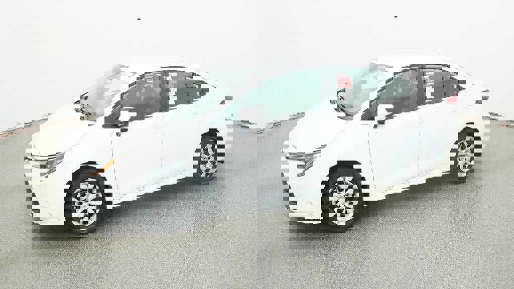 New 2026 Toyota Corolla LE image 2